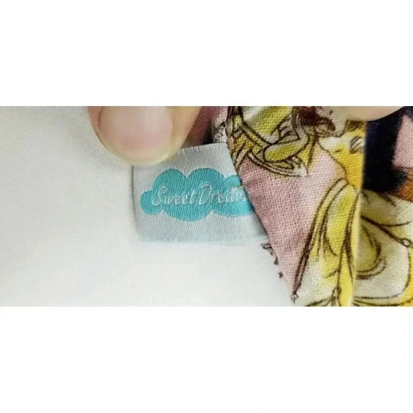 Sweet Dreams Beauty and The Beast Disney 30X20 Pillow Case Multiple Movie Scenes - Picture 5 of 8